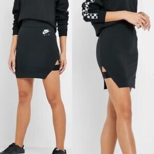 Nike Women’s Air Sportswear Tight Fit Cutout Mini Skirt S Black Activewear